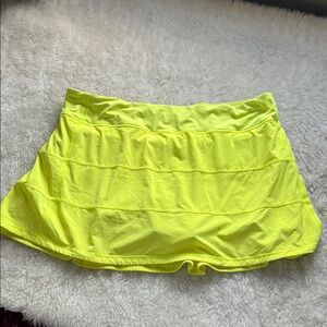 Lululemon Pace Rival Women's Neon Yellow tennis golf skirt Shorts size 14